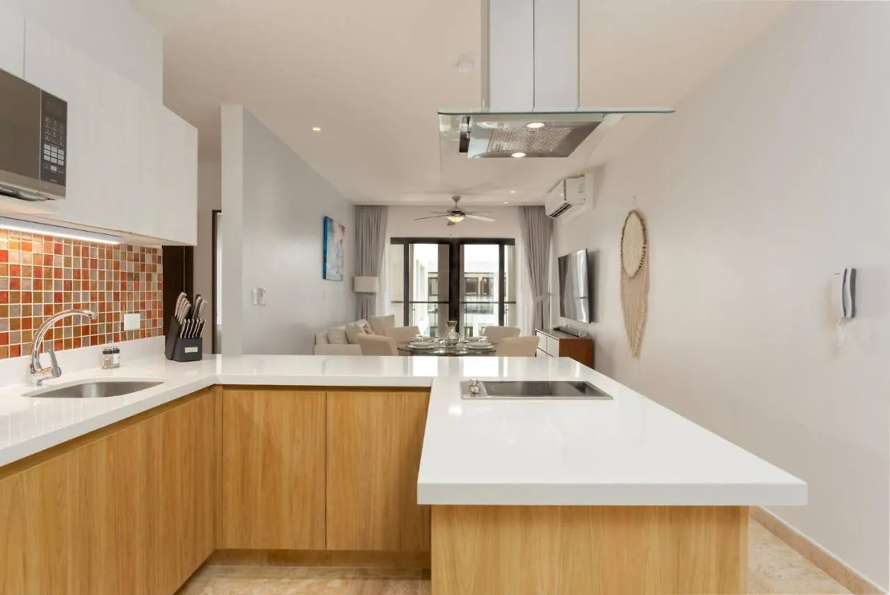 New Condo In Nice Vacation Complex - 5 People Playa del Carmen 0*,
