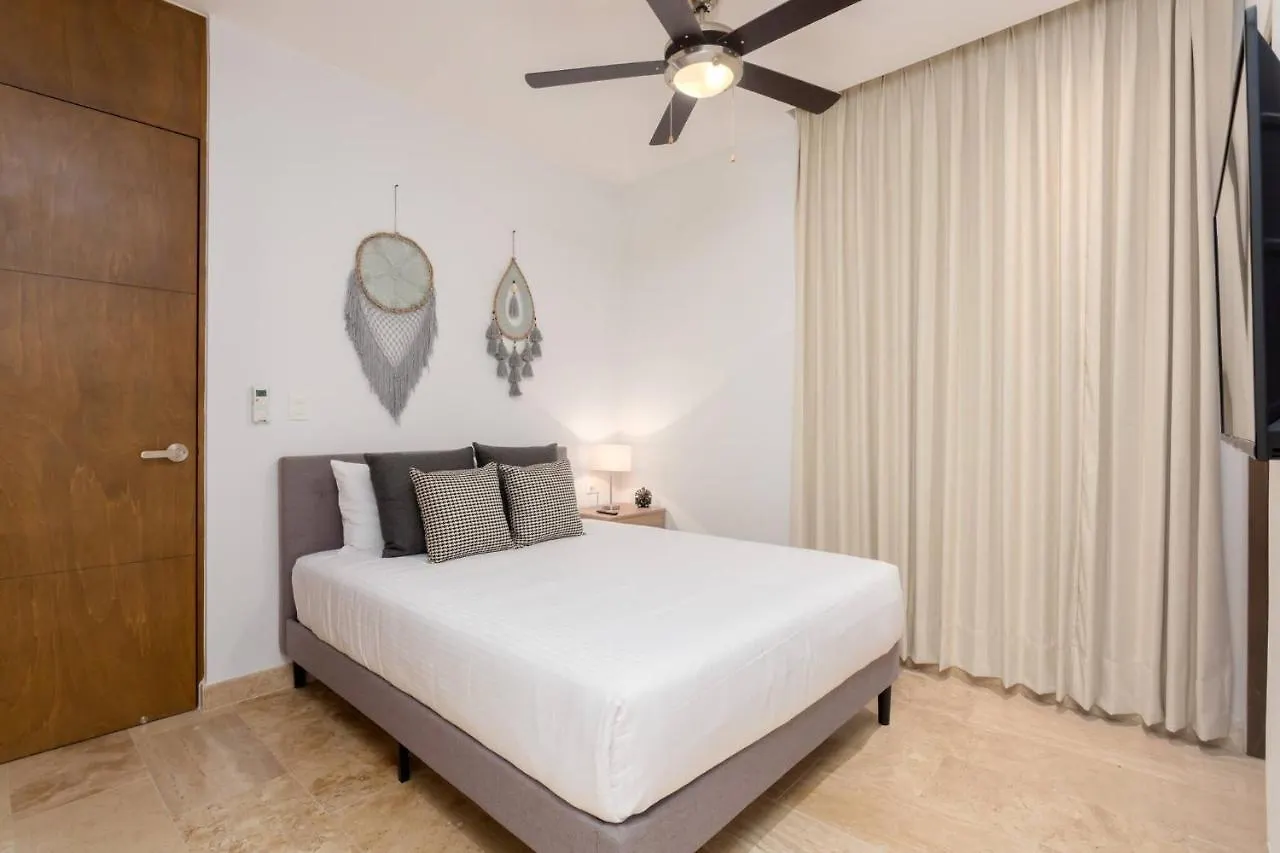 New Condo In Nice Vacation Complex - 5 People Playa del Carmen Holiday home